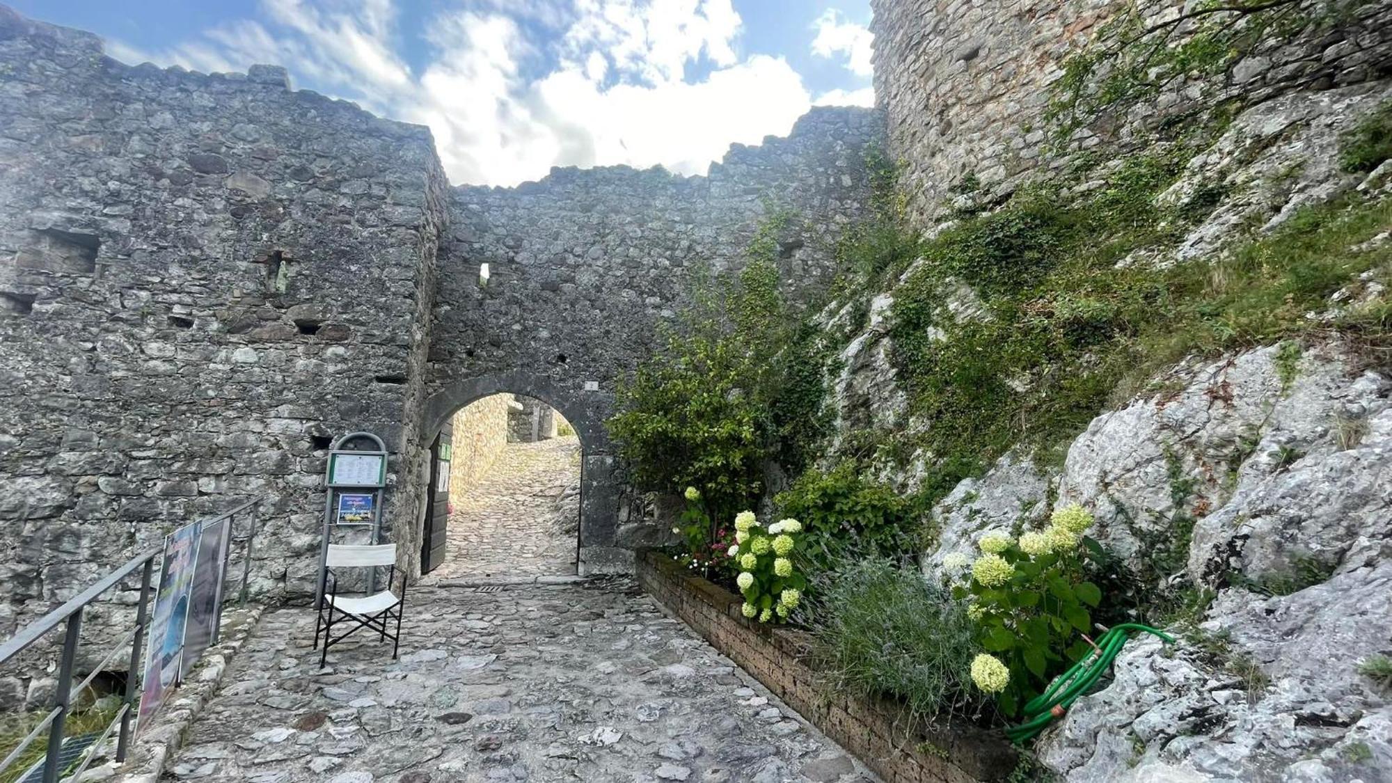 Hotel Miramonti Dro Exterior photo