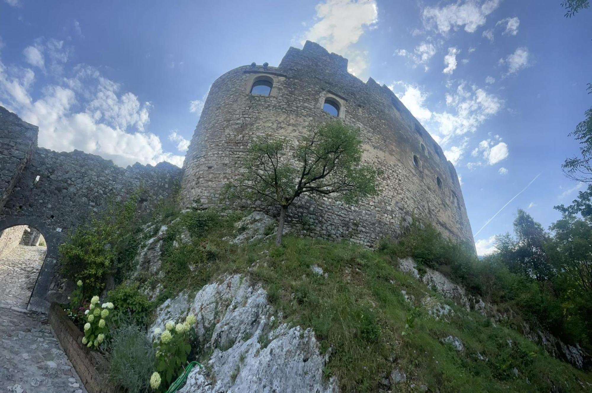 Hotel Miramonti Dro Exterior photo